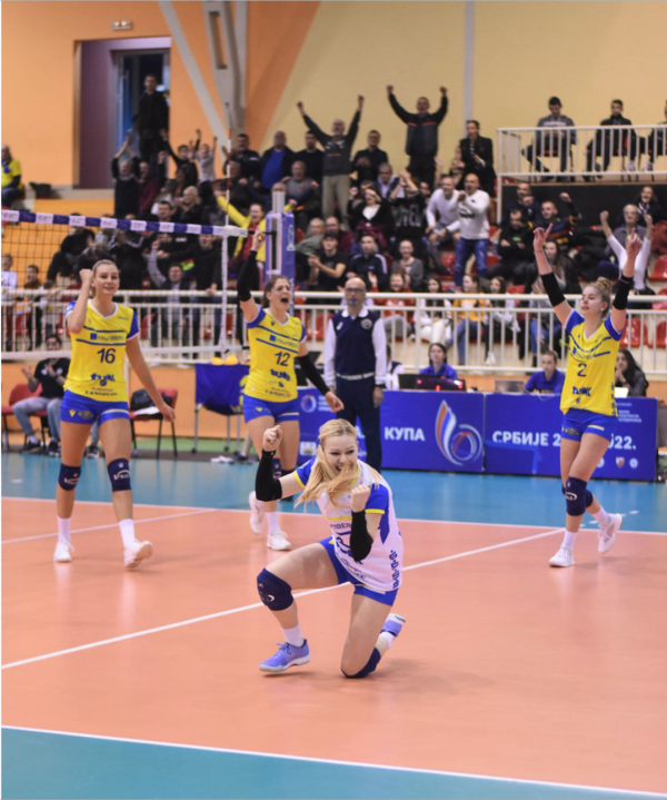 Schwerin Zieht Nach Hartem Kampf Ins Achtelfinale Des Cev Volleyball